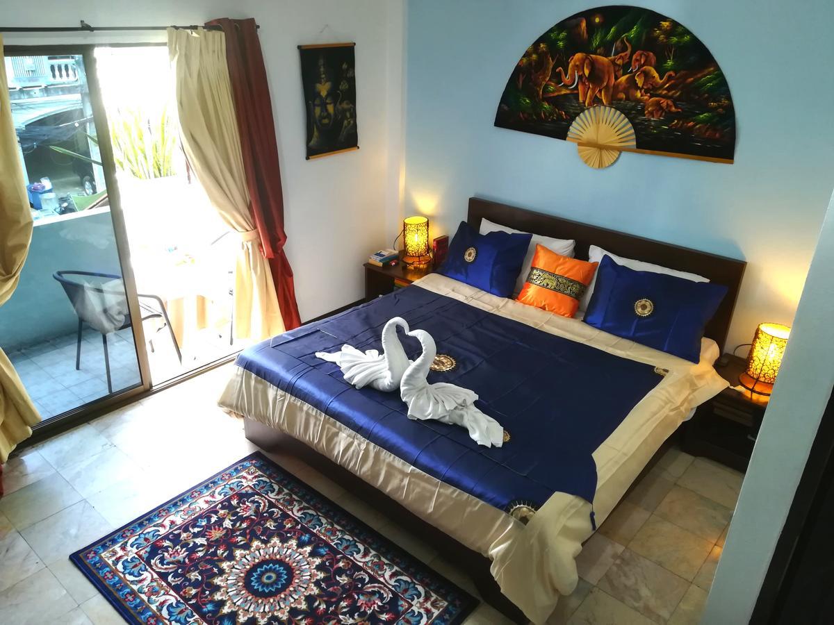 Nirvana Hotel Patong Bagian luar foto